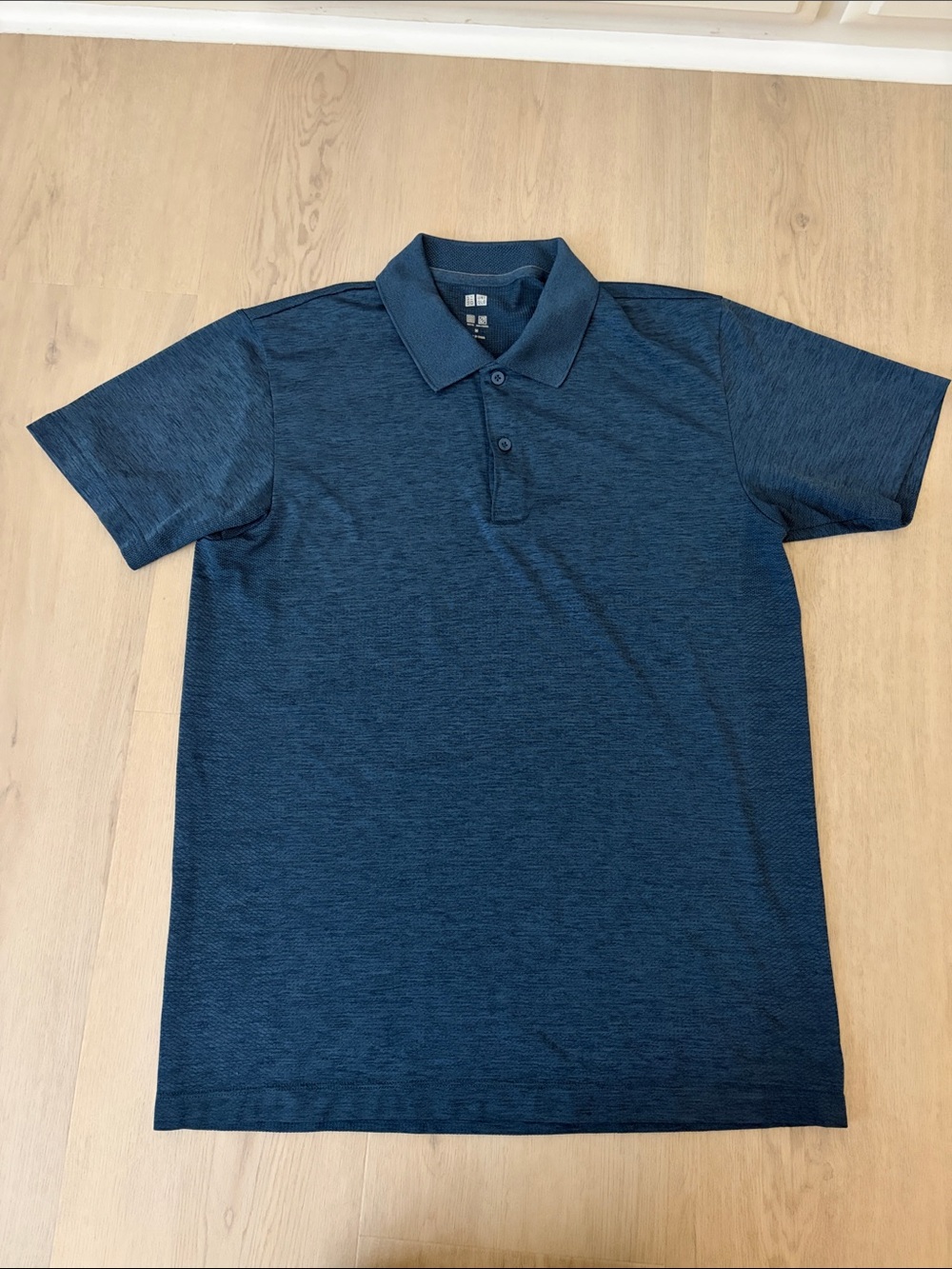 Uniqlo Men's Blue Polo Shirt Airism
